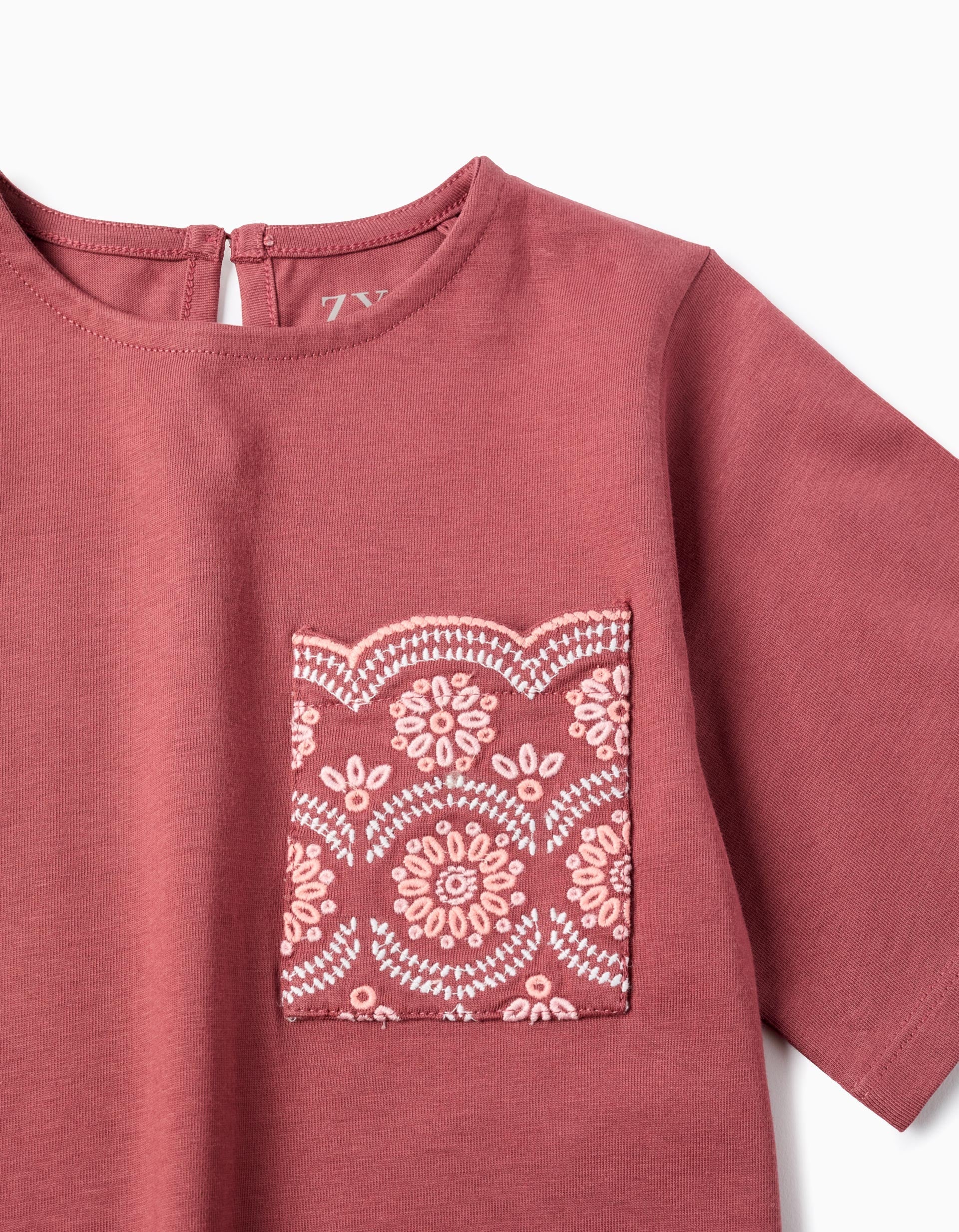 Camiseta de algodón con bolsillo bordado para niña, marrón