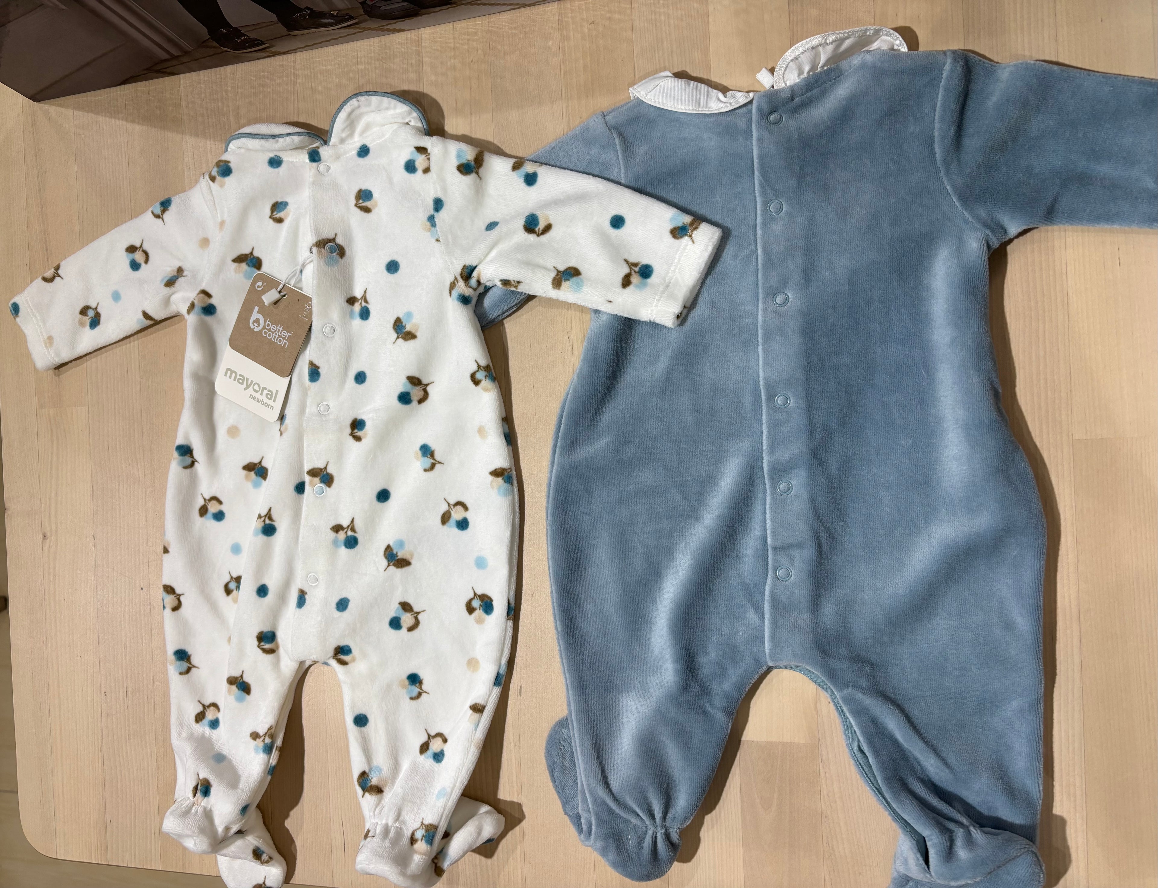 Set de 2 pijamas bebé niña