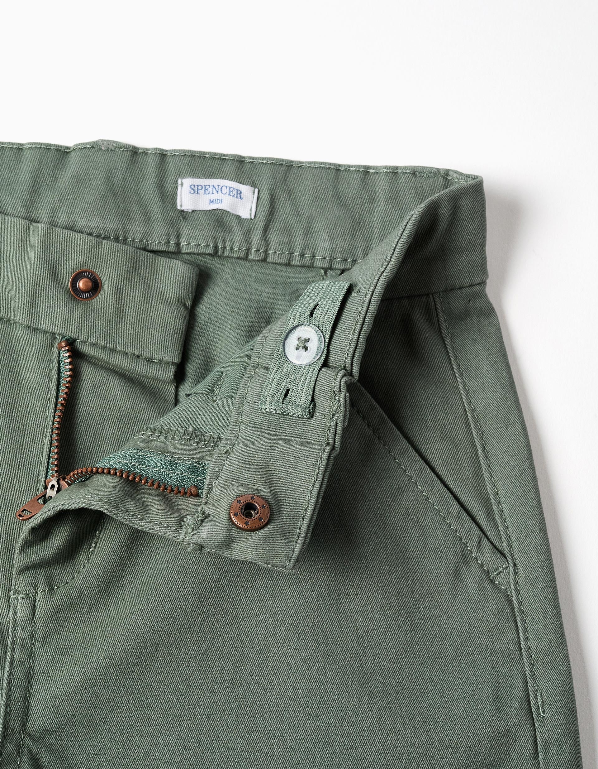 Bermudas chino midi de sarga con bolsillos para niño, verde oscuro